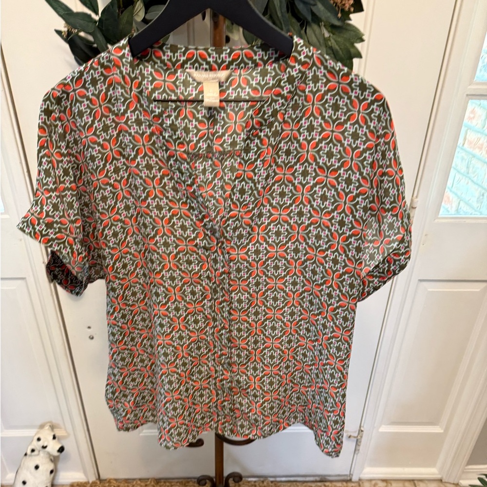 Banana Republic Olive Green and Coral Geometric Print Blouse